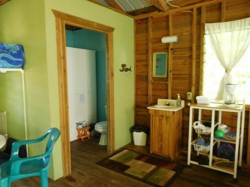 Hostal High Tide Guest House