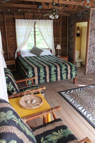 Hostal High Tide Guest House