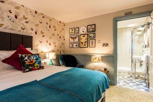 Hotel Hand And Spear