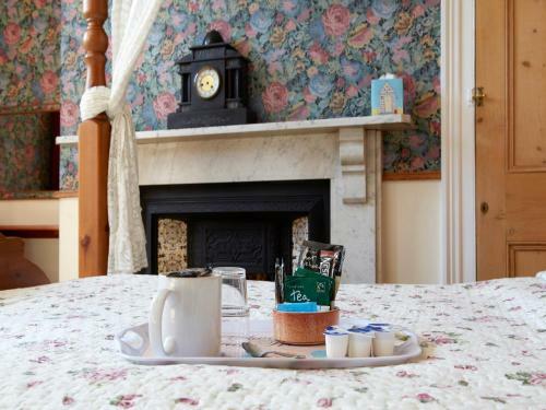 Bed & Breakfast Fourposter Lodge