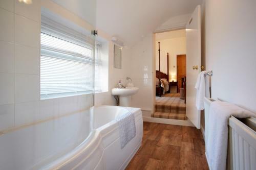 Bed & Breakfast Fourposter Lodge