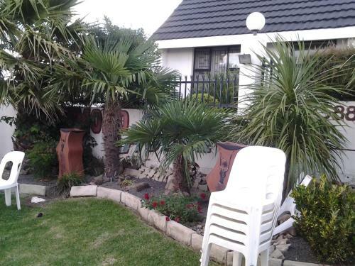 Hostal Phomolo Guest House