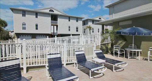 Mariner's Pointe 202 Home