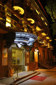 Imperial Palace Hotel