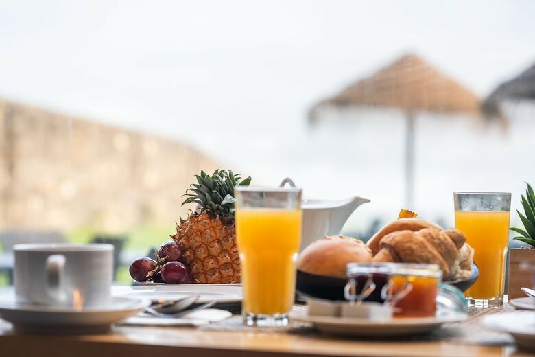 Hotel Pedras Do Mar Resort & Spa