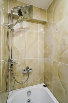 Hotel Cube Suites
