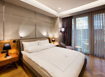 Fer Hotel