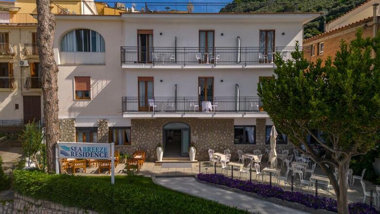 Apartamento Sea Breeze Residence