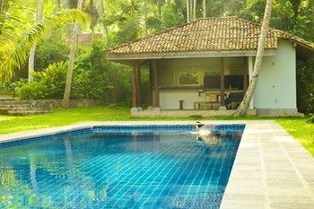 Villa Ivory House