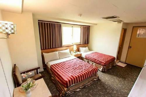 Lo Fo Hotel