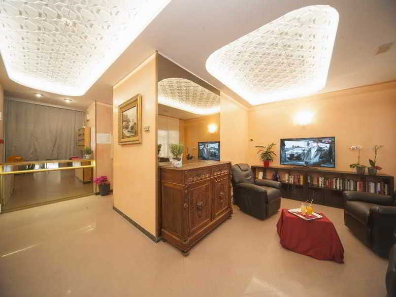 Hotel Manola