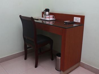 Hotel Oyo Premium Mysore Railway Station
