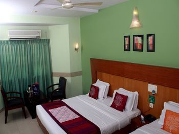 Hotel Oyo Premium Mysore Railway Station