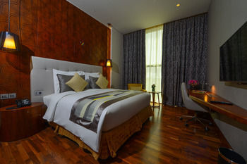 The Avenue - A Murwab Hotel