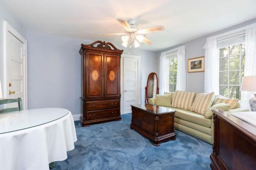 The Villa Bed And Breakfast