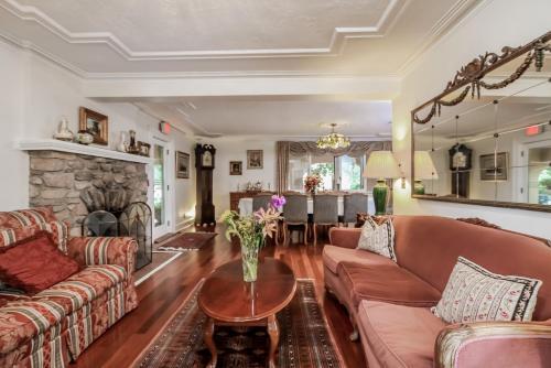 The Villa Bed And Breakfast