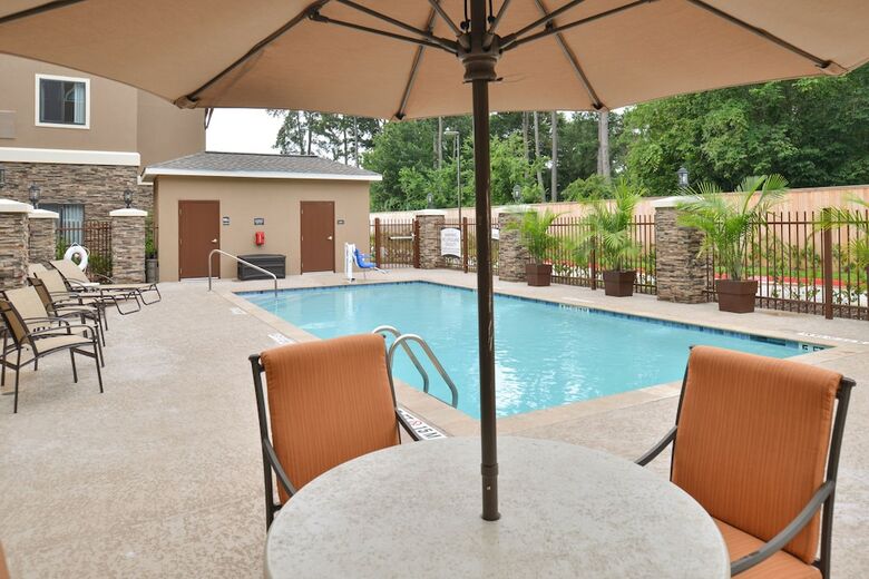 Hotel Staybridge Suites Tomball
