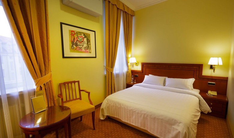 My City Hotel