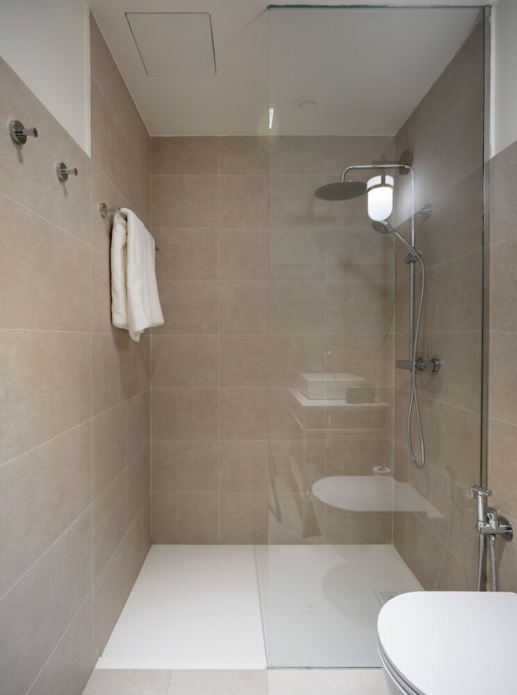 Aparthotel L�bere Vitoria
