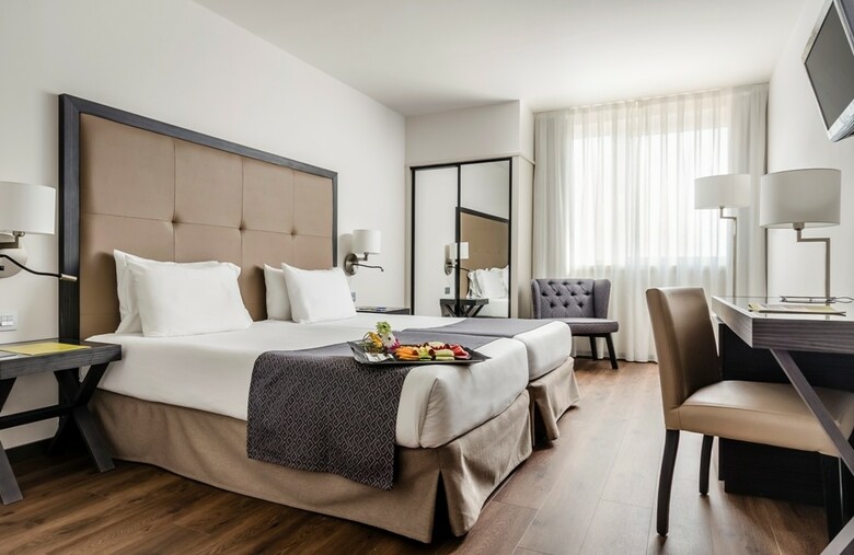 Hotel Exe Parc Del Vall�s