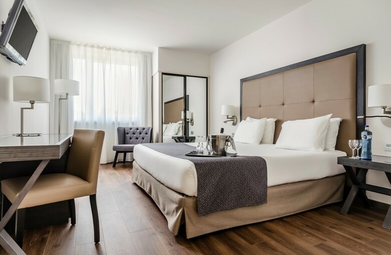 Hotel Exe Parc Del Vall�s