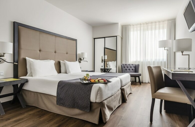 Hotel Exe Parc Del Vall�s