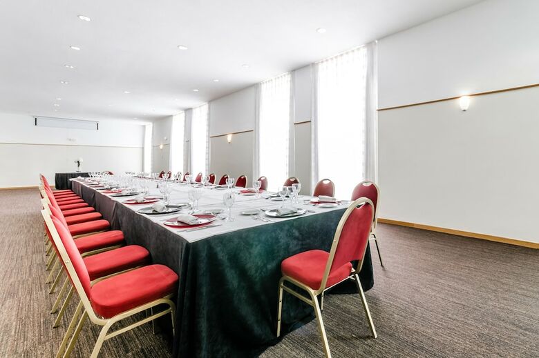 Hotel Exe Parc Del Vall�s