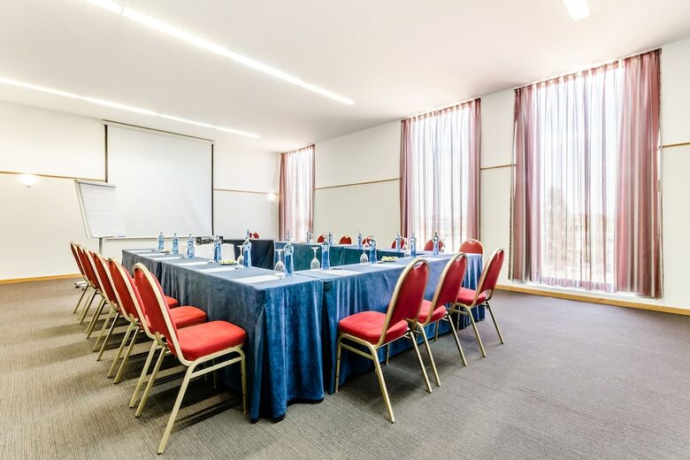 Hotel Exe Parc Del Vall�s