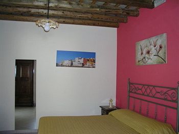Residencia Pousada Noir