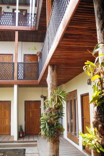 Posada Three Seasons Inn & Spa