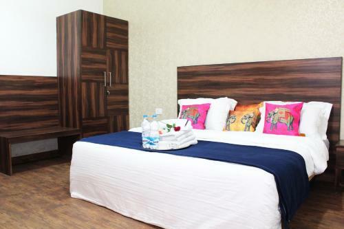 Adhunik Hotel Neemrana