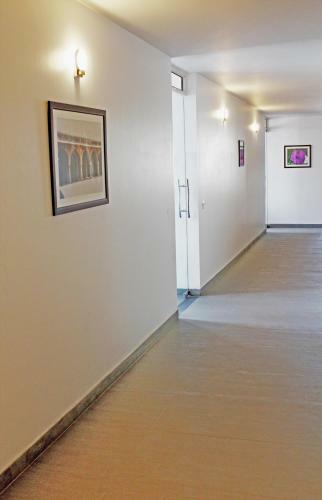 Adhunik Hotel Neemrana