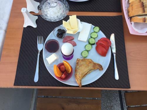 Ena Serenity Boutique Hotel