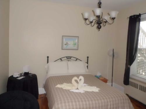 Bed & Breakfast Couette & Caf� (b & B) � La Qu�b�coise