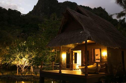 Hotel Cauayan Island Resort