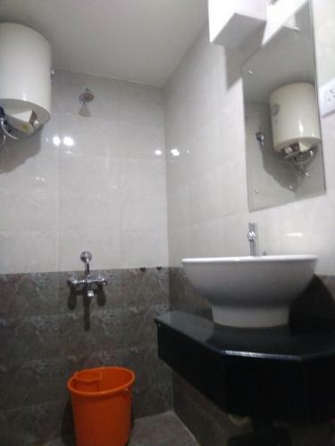 Hotel Bg Residency