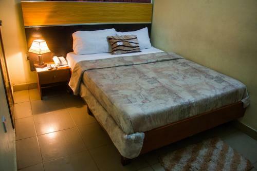 Hotel Deen Apartment Services