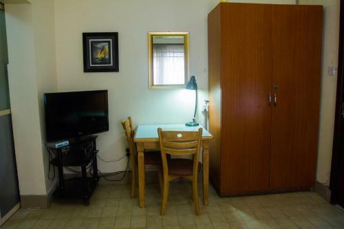 Hotel Deen Apartment Services