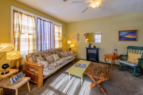 Unwind House