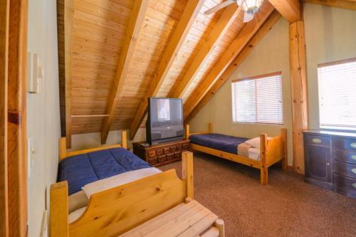 Strawberry Fields Cabin