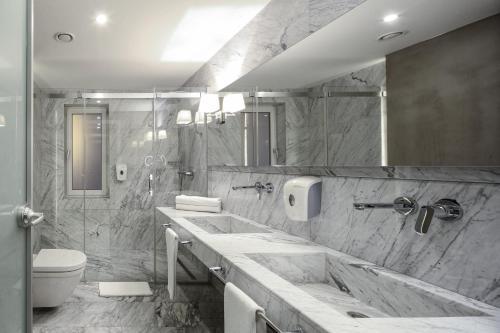 Balsamo Hotel & Suites