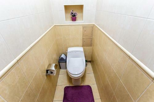 Apartamento Ahome 34 At Dostyk 117b