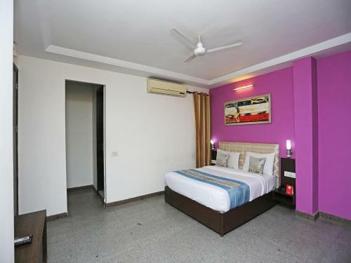 Hotel Oyo 8536 Azad Square