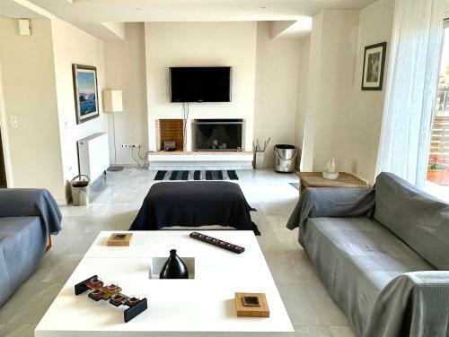 Legrena Beach Villa