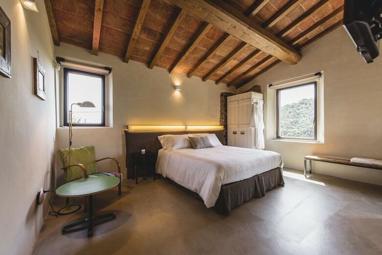 Agroturismo Torre Di Baratti Bio Resort