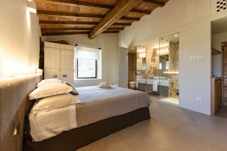 Agroturismo Torre Di Baratti Bio Resort