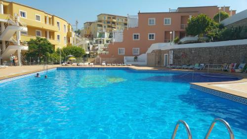 Apartamentos Tur�sticos En Costa Adeje