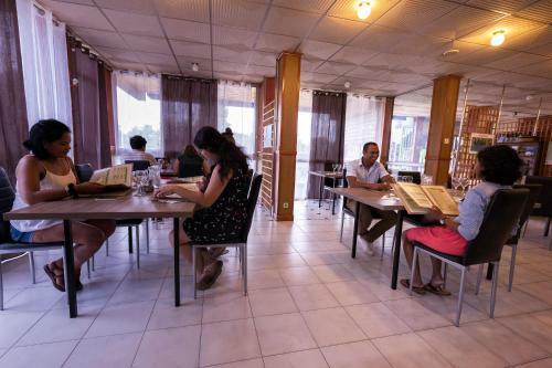 Hotel H�tel La Rocade