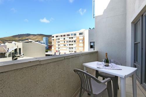 Hotel The Regency