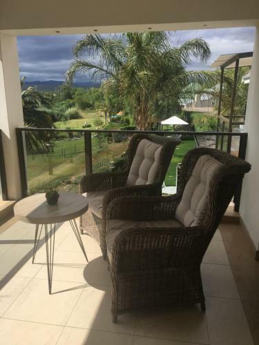 Hostal Oewerpalms View